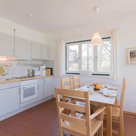 Haus Longard Holiday home Ahrenshoop